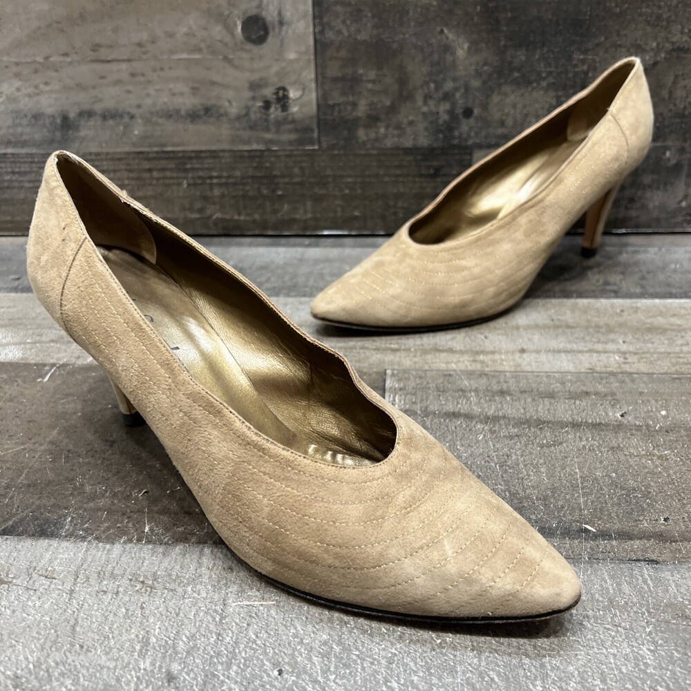 Yves Saint Laurent Vintage Womens Brown Suede Classic Pumps Heels Size 10 M